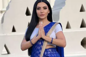 Əməkdar artist Şri Lankada...