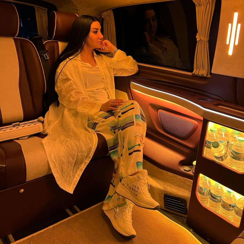 Əməkdar artist Şri Lankada...