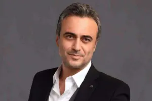 Kutsi də Bakıya gəlir