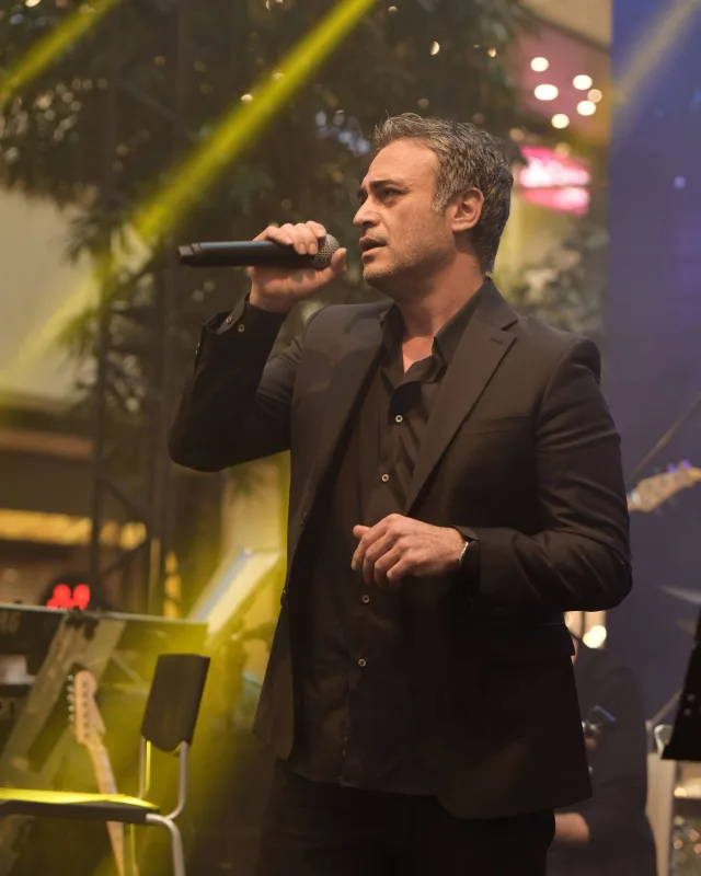 Kutsi də Bakıya gəlir