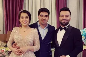 Bəy öz nişanında Elvinlə oxudu