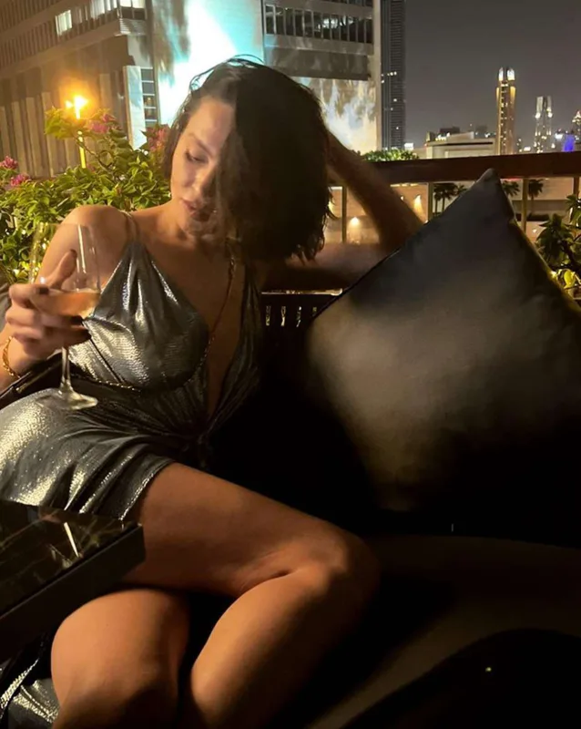 Günay Dubayda istirahətdədir