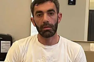 İnsanları kəmərlə vurduğu deyilən şəxs həbs olundu