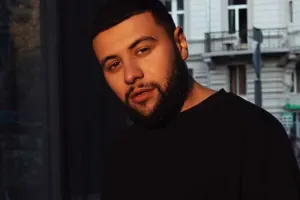 Navai toyda Qarabağdan oxudu