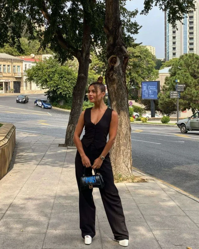 Tənqid olunsa da, Azərbaycanı paylaşır