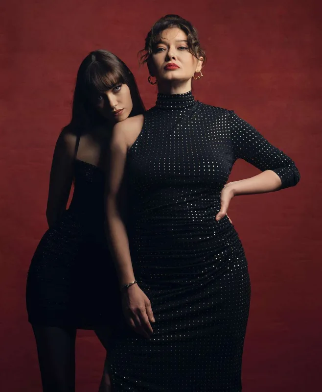 Səhnədə huşunu itirdi