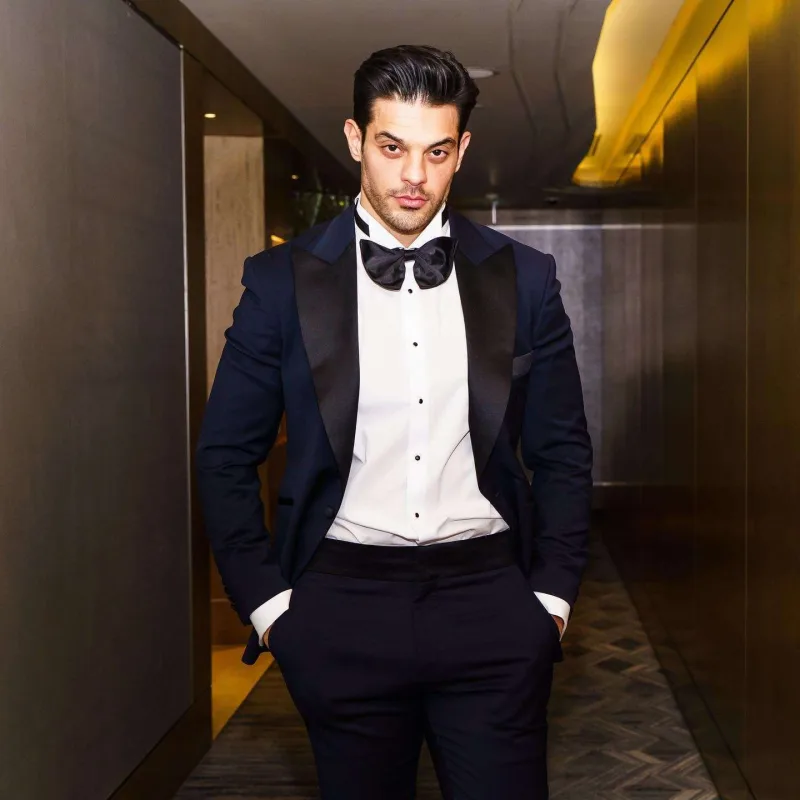 Evlilik təklifi etdiyi üzük replikadır?