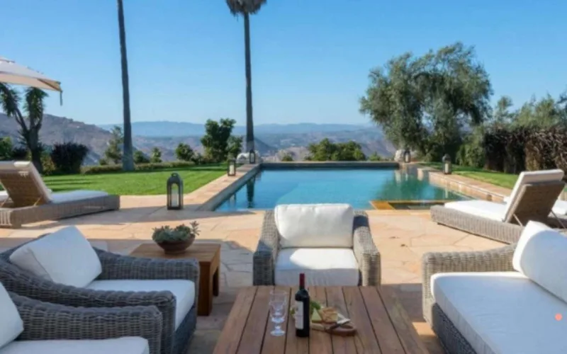 Fermasını 10 milyona satışa çıxardı