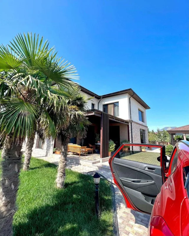 Günel nişanlandı!