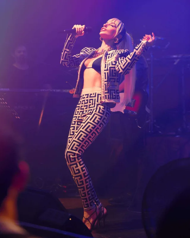 Gülşen üçün Bakıya özəl geyim hazırlanır