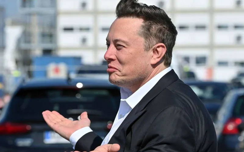 “Twitter” İlon Maskı məhkəməyə verdi