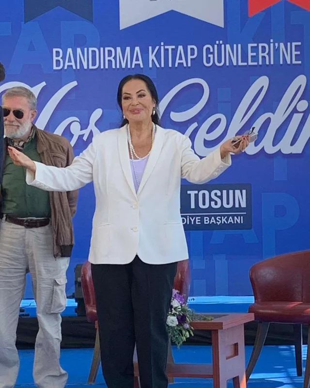 İllər sonra görüşdülər