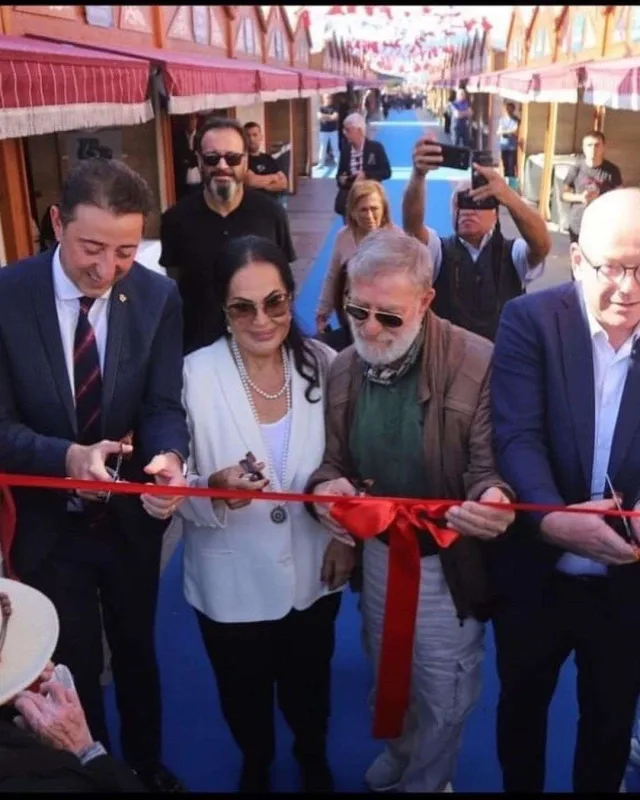 İllər sonra görüşdülər