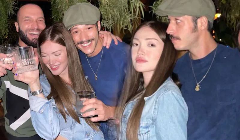 Eşq yaşadıqlarını bu foto ilə təsdiq etdilər