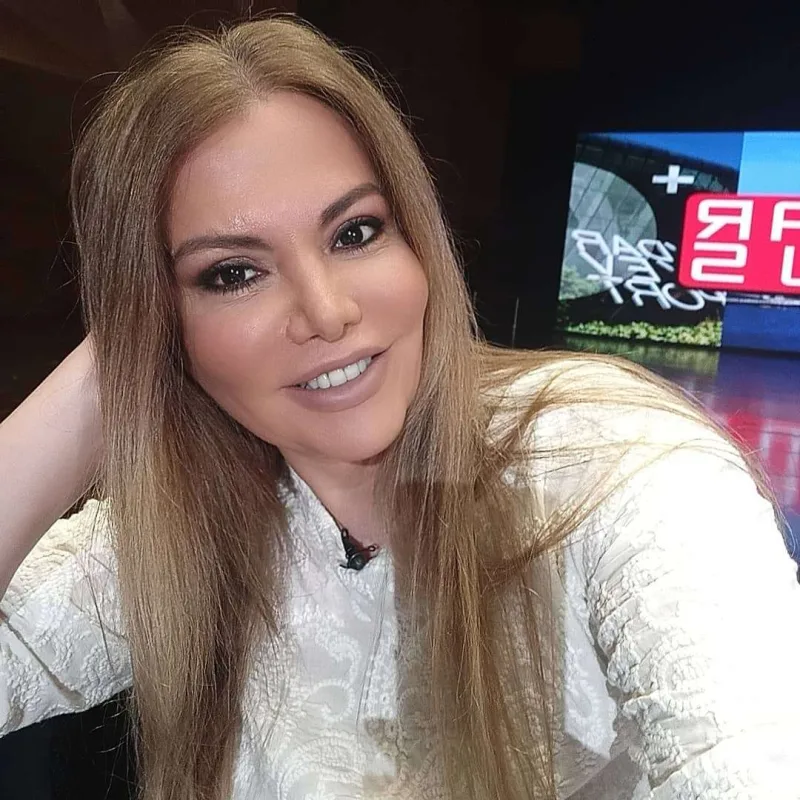 Tamaşaçıları aldatdığını etiraf etdi