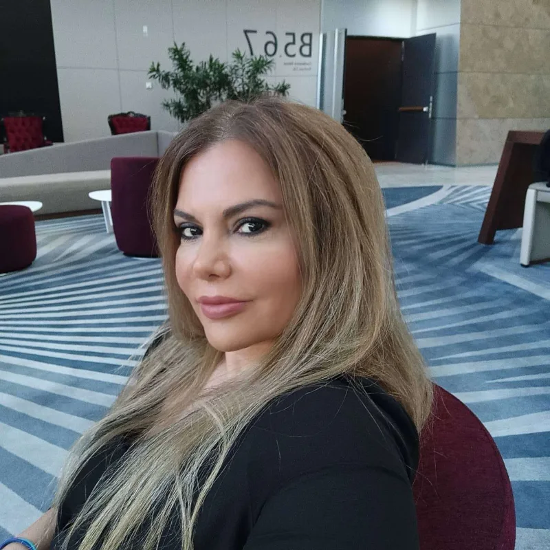 Tamaşaçıları aldatdığını etiraf etdi