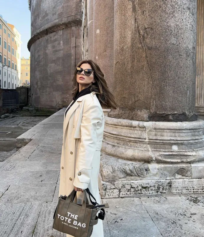 Aynişanın Roma istirahəti!