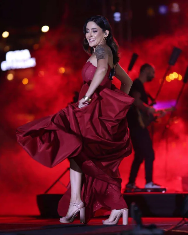 Melek Mosso yeni sevgilisi ilə