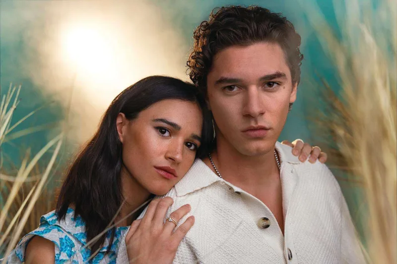 “Netflix” geriləyir