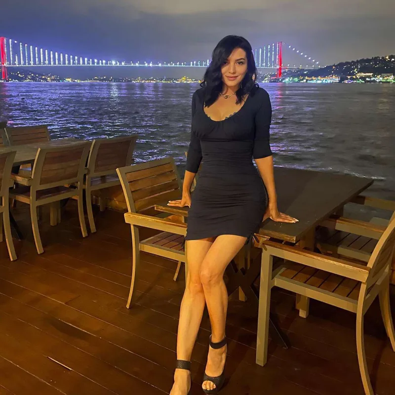 Aleynanın anası mahnı çıxartdı