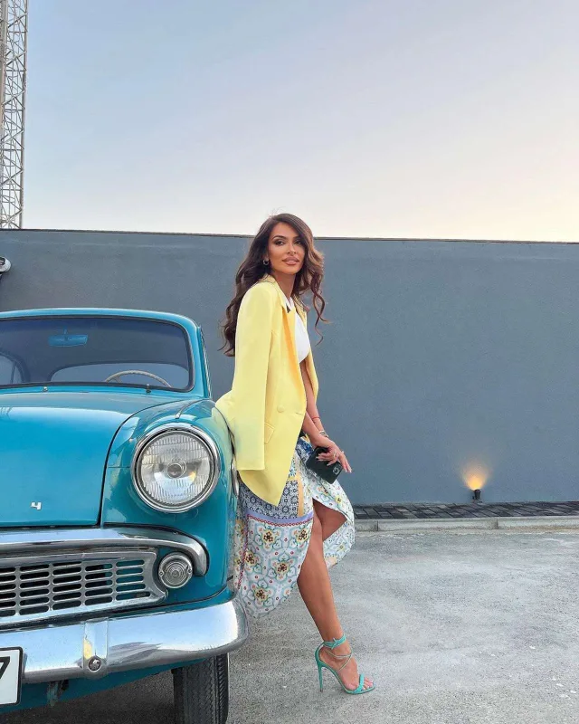 Çantası 6 minə yaxındır