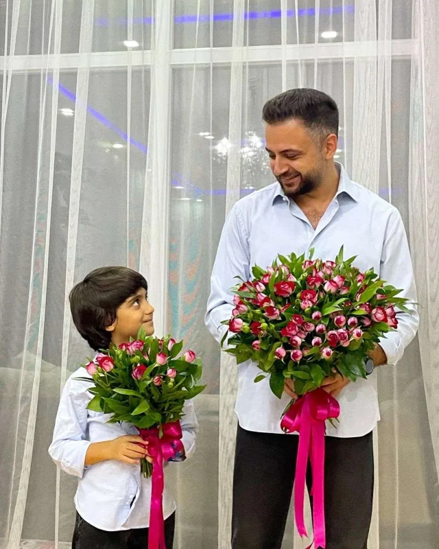 “Çələngimiz iki olsa da, ünvanı birdir”