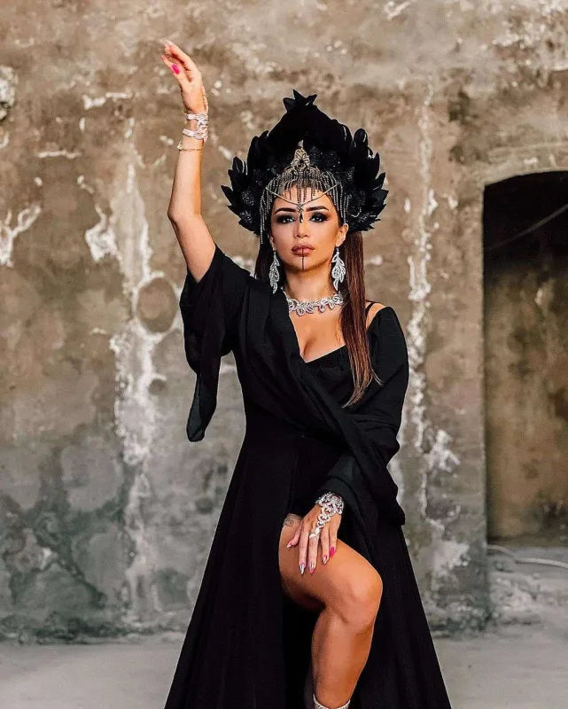 “Qara kraliça”...