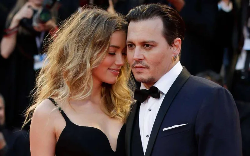 Coninin xanımı əvvəl qadınla evli olub