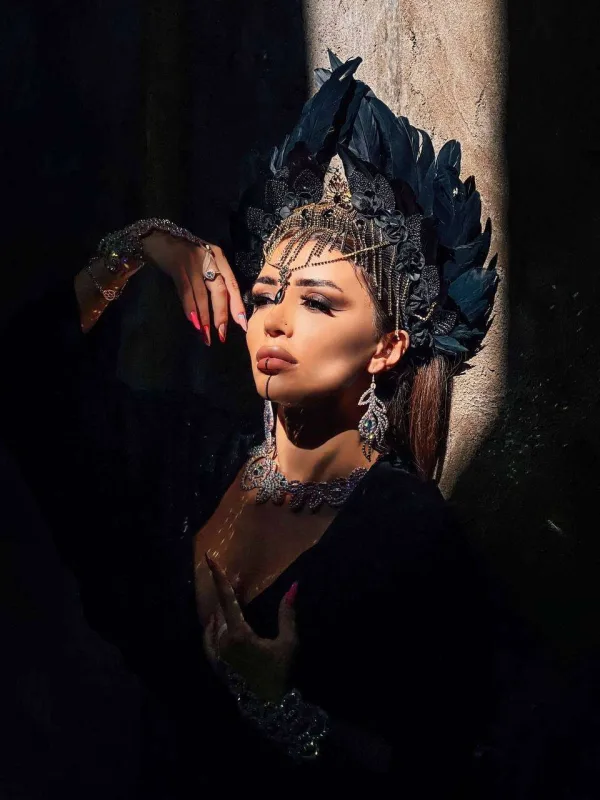 “Qara kraliça”...