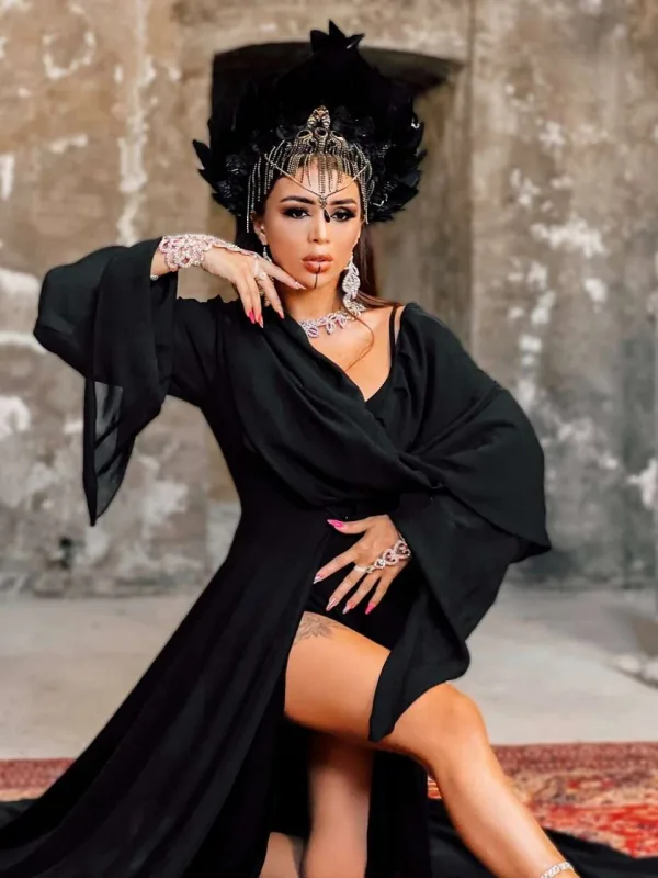 “Qara kraliça”...