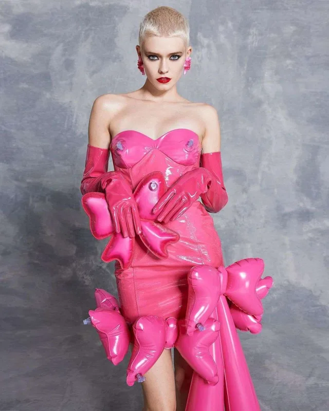 “Moschino”dan fərqli kolleksiya