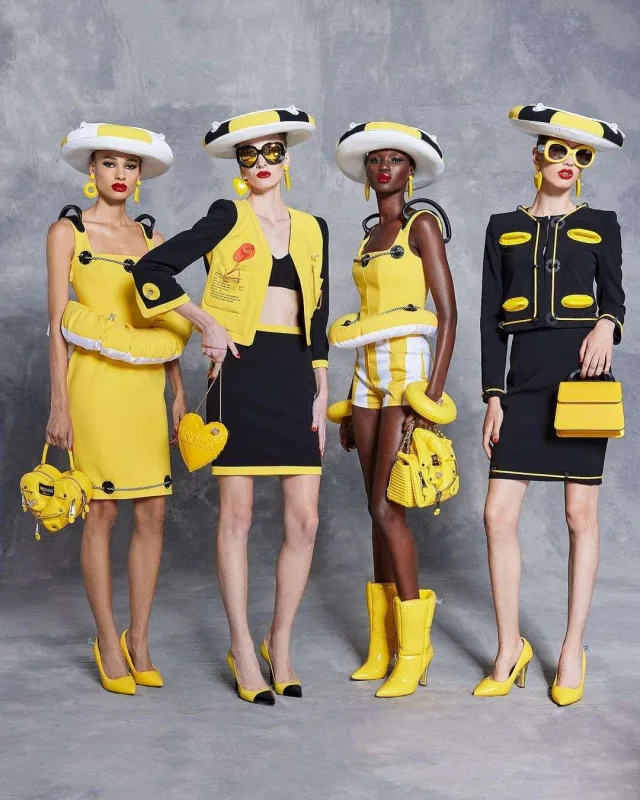 “Moschino”dan fərqli kolleksiya