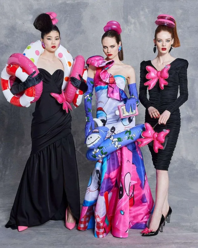 “Moschino”dan fərqli kolleksiya