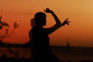 Hiss fərqli obrazda