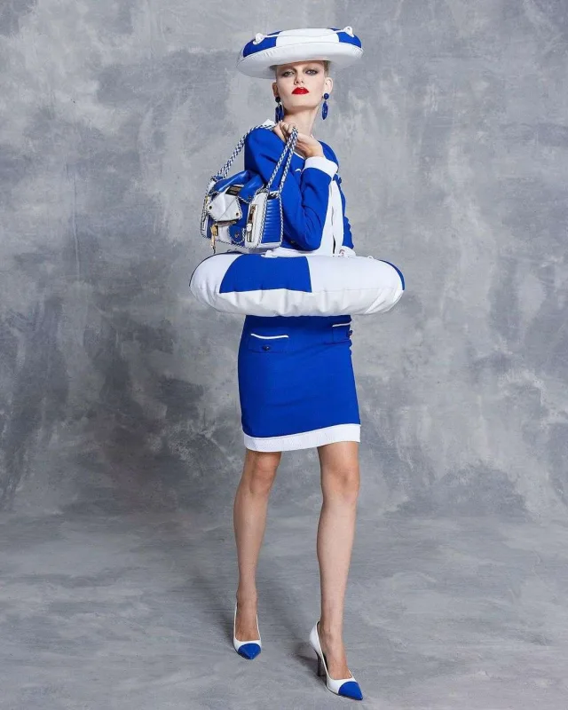 “Moschino”dan fərqli kolleksiya