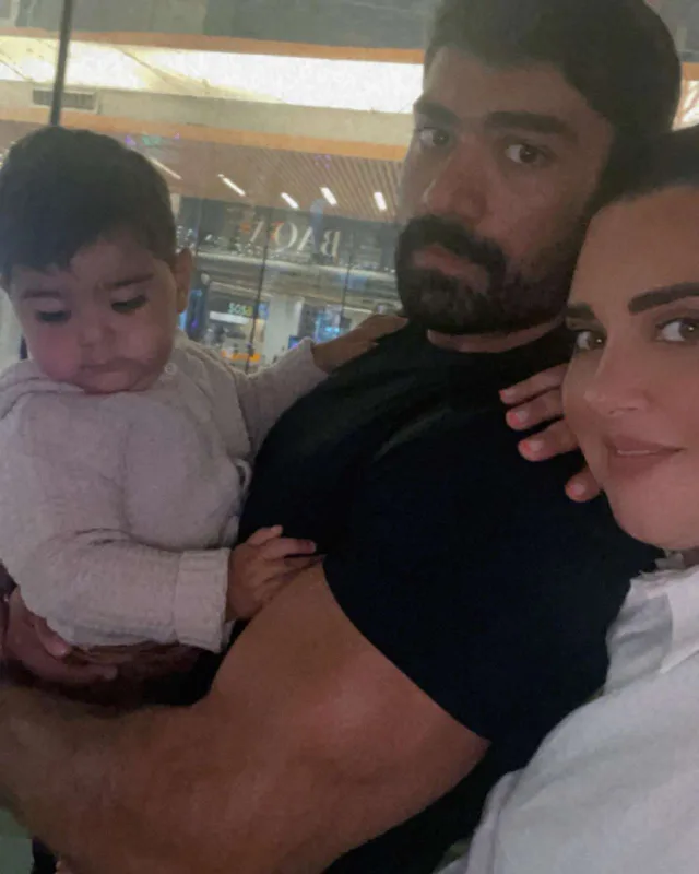 Keçmiş baş nazir nəvəsinin kiçik toyunda