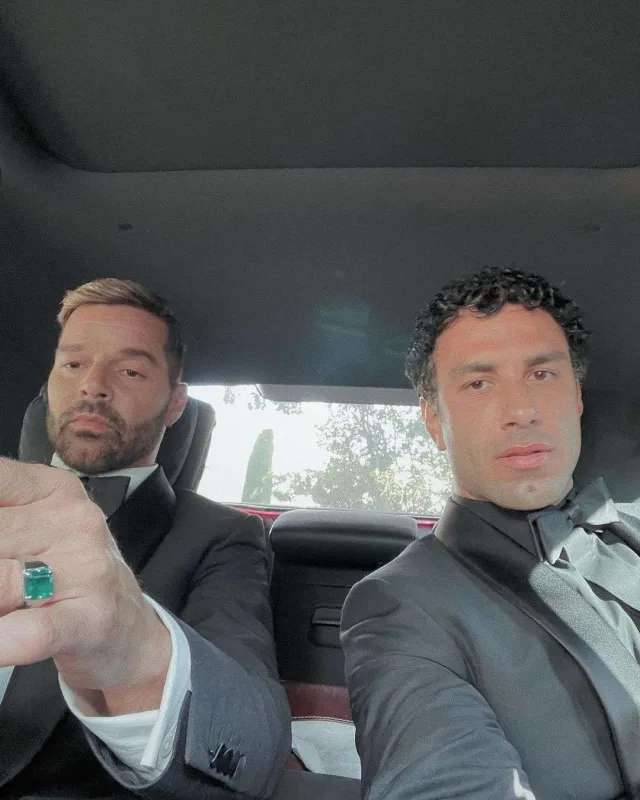 Riki Martin qardaşı oğlu ilə eşq münasibətində ittiham edilir