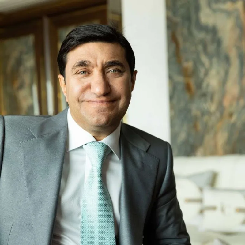 İlham Əliyev Qod Nisanovu təltif etdi