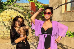 Təranədən çimərlik geyimində fotolar