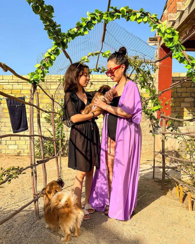 Təranədən çimərlik geyimində fotolar