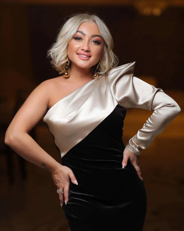 Bankdakı vəzifəsində 12 dəqiqə qaldı