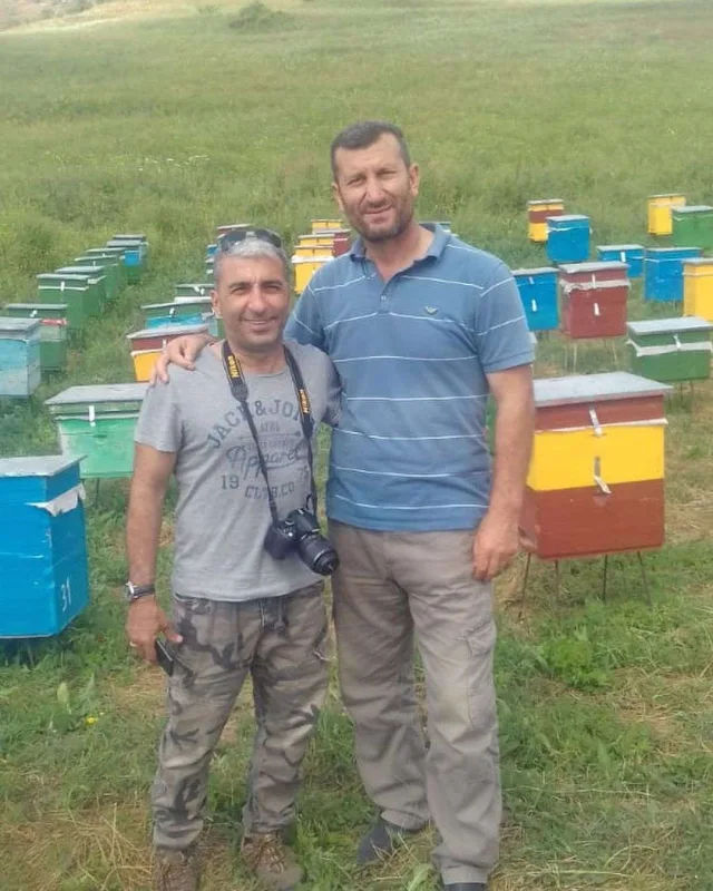 Şəhid olmuş dostu ilə görüntülərini paylaşdı