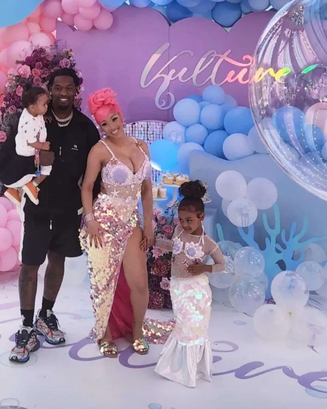 Kardi qızına doğum günü keçirdi