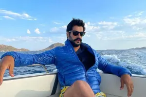 Burak fotoları ilə diqqət çəkdi