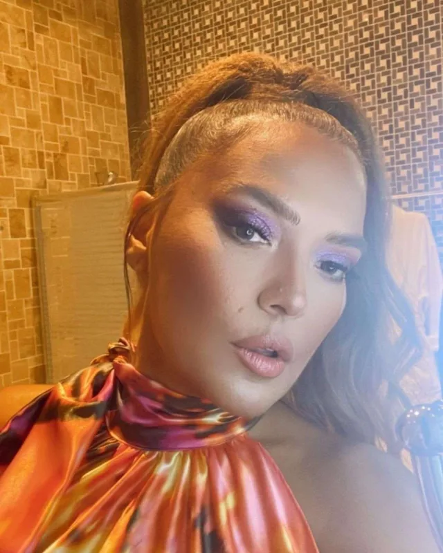 Demet Akalın Naxçıvanda