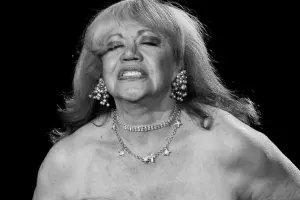 74 yaşlı rəqqasə vəfat etdi