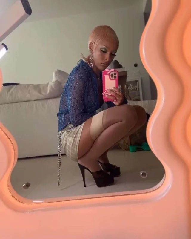 Docanın yeni görüntüsü bəyənilmədi