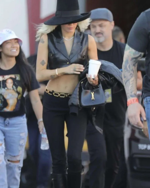 Maylinin yeni saçları...