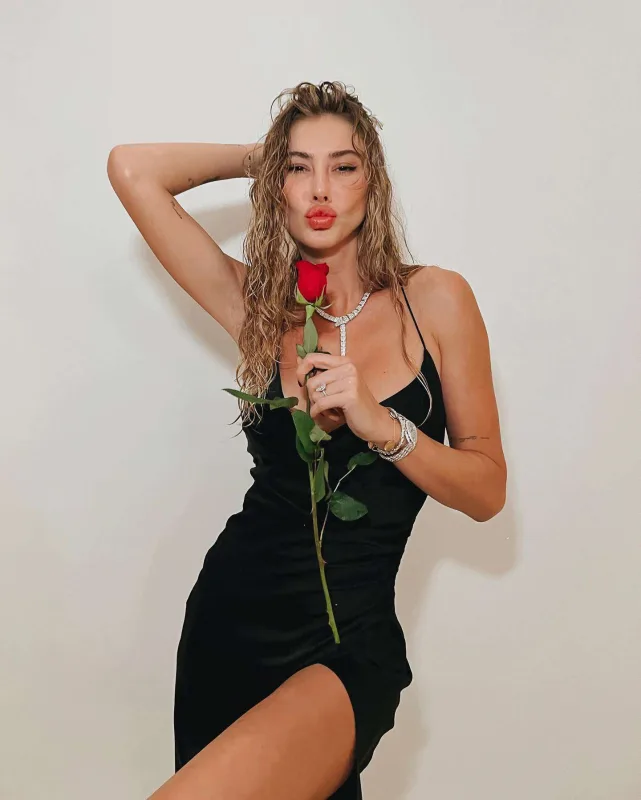 Yenə tənqid olundular