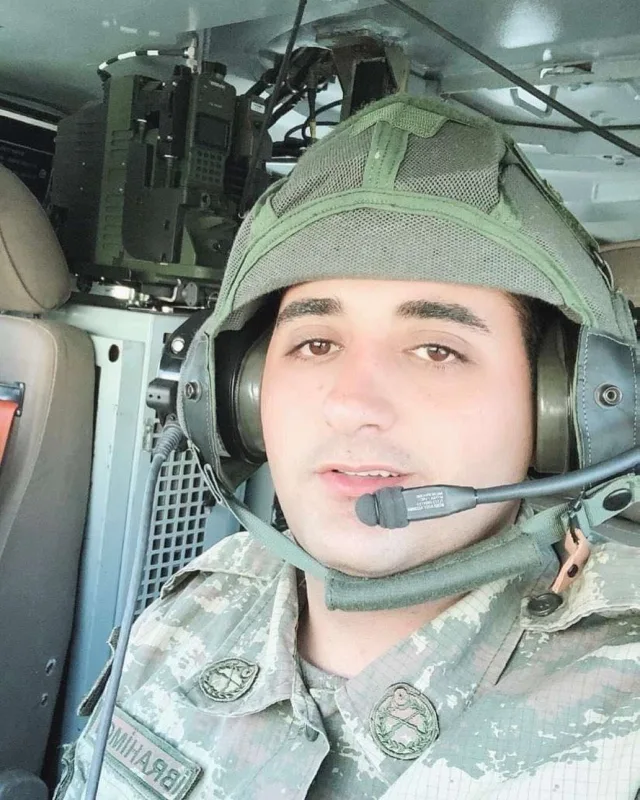 Xalq artisti şəhid qardaşı oğlunu paylaşdı